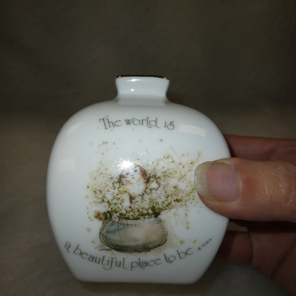 Vintage tiny Holly Hobbie vase, made in Japan, 1975